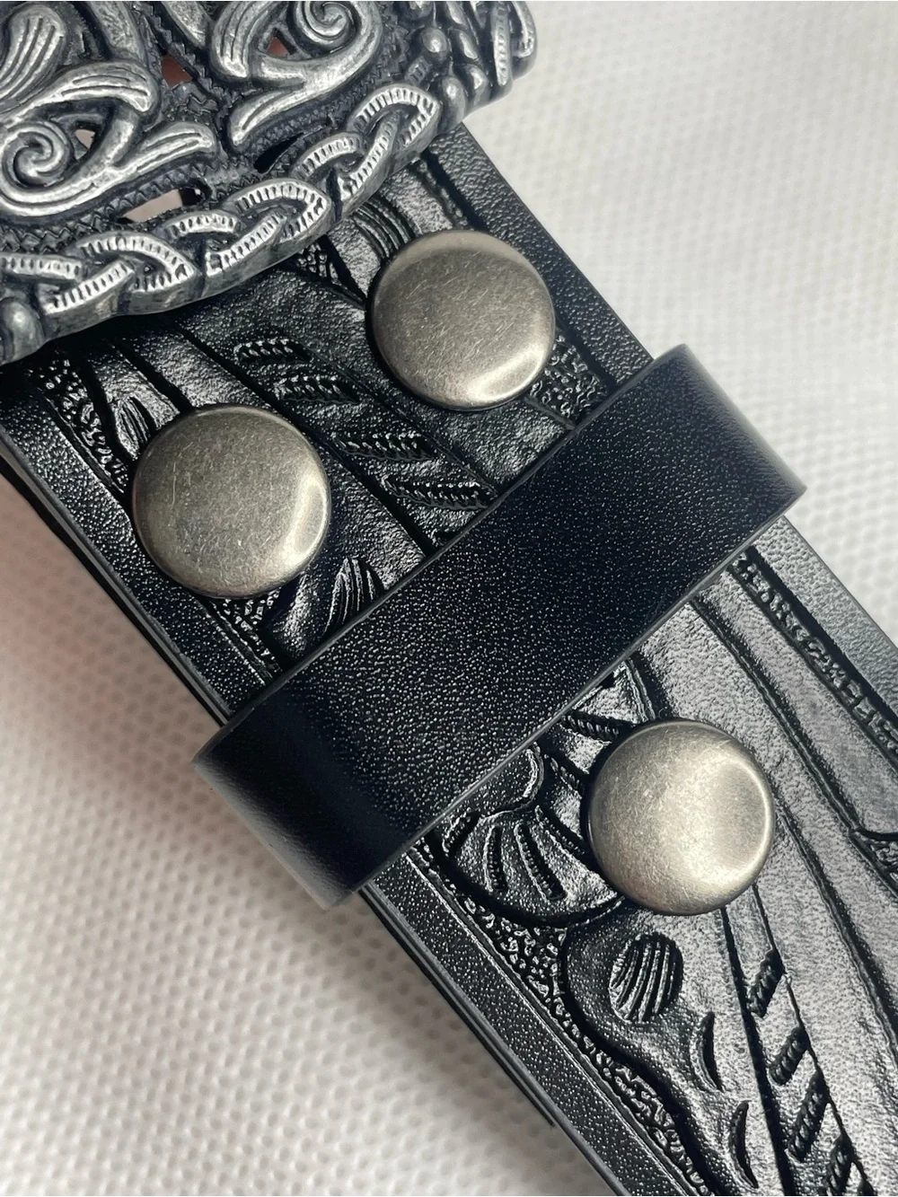 Vintage Western Tooled Big Buckle Belt Size 34 Black Etched Leather Silver Gold